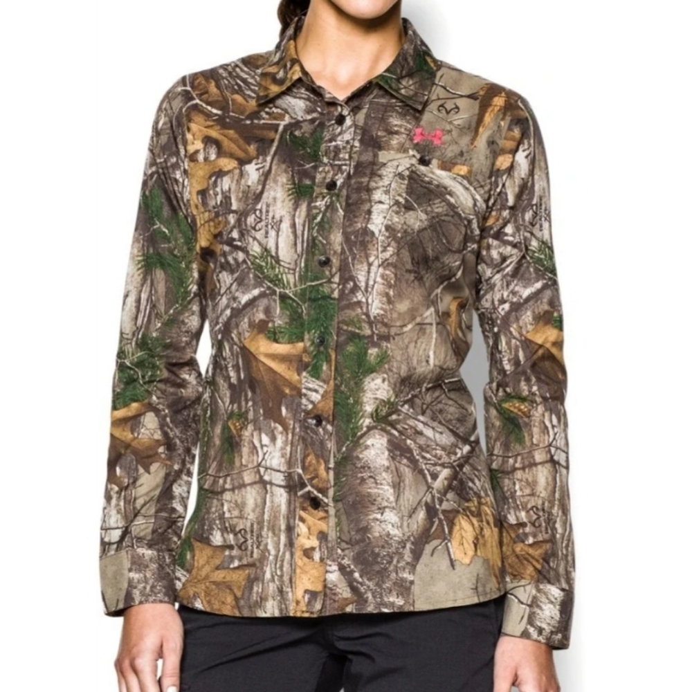 Under Armour Realtree Button Down Shirts. Lightweight